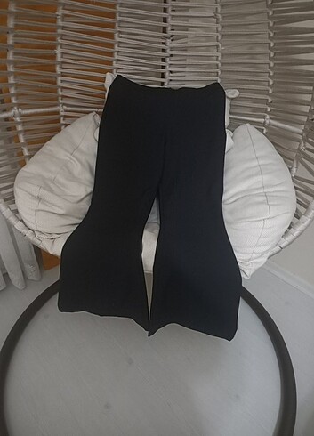 xl Beden Esnek İspanyol paça pantolon hiç kullanilmadı