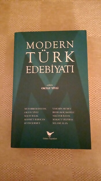 Modern Türk Edebiyatı Oktay Yivli