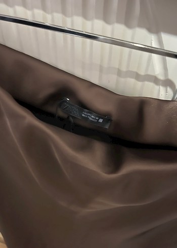 Zara Kadın Kahverengi Uzun Drapeli Saten takım - Görsel 4