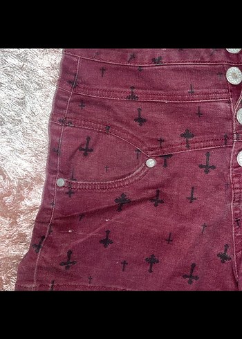 Bordo gotik Haçlı şort - Görsel 2