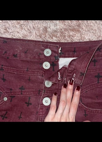 Bordo gotik Haçlı şort - Görsel 3