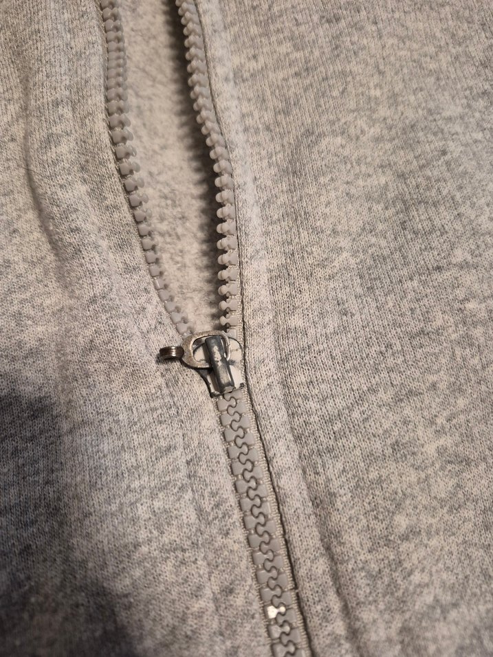 Gri Kapüşonlu Fermuarlı Kadın Sweatshirt - Görsel 4