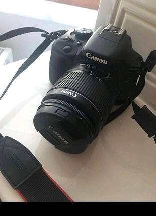 Canon 100 D