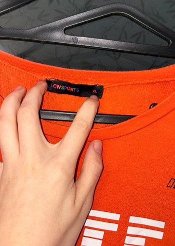 Renkli Baskılı Turuncu Kısa Kollu Tişört - Görsel 2