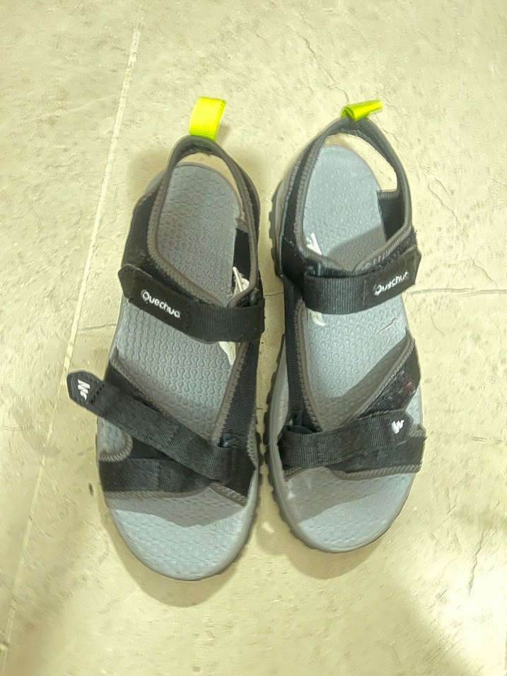 Gri Erkek Çocuk Cırtcırtlı Sandalet decadhlon dan alındı - Görsel 3