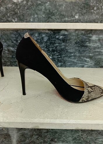 Leopar stiletto