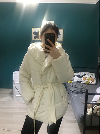Bershka Şişme Mont