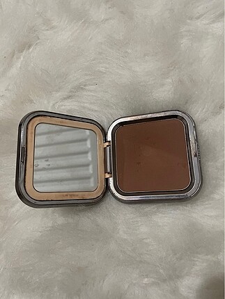 Kiko bronzer