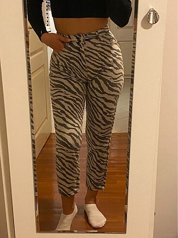 27 Beden Zebra desenli pantolon