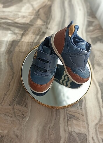 21 numara erkek bebek ayakkabısı 