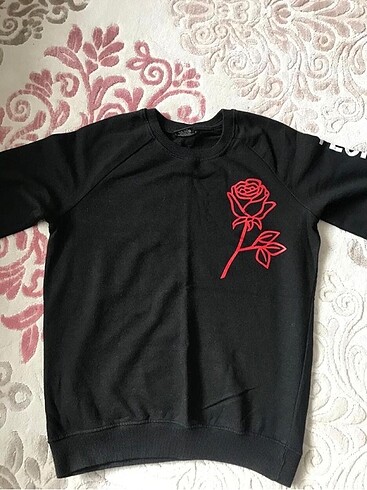Yazı Detaylı Sweatshirt