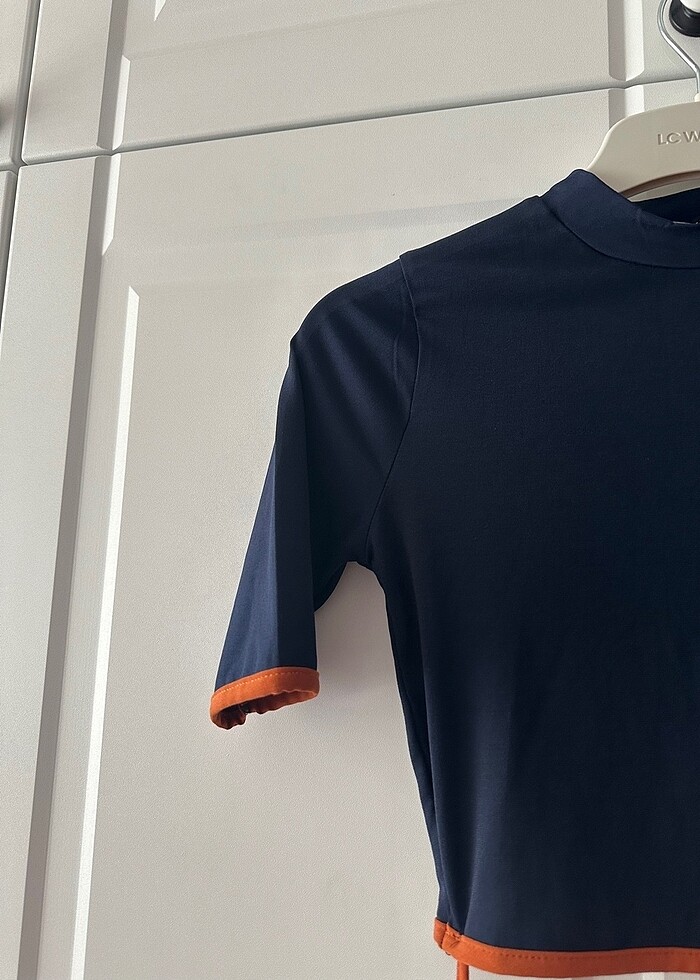 Trendyolmilla Bağlamalı Crop Bluz - Görsel 2