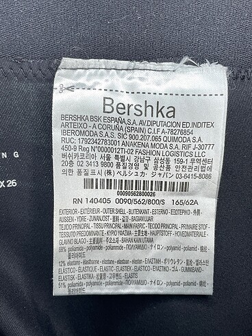 s Beden siyah Renk Bershka Tayt / Spor taytı %70 İndirimli.