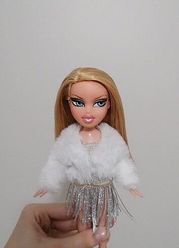 Bratz cloe bebek