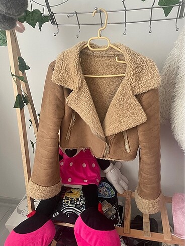 Bershka Suet Ceket