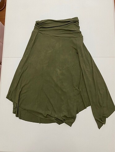 Bershka Yırtmaçlı Etek