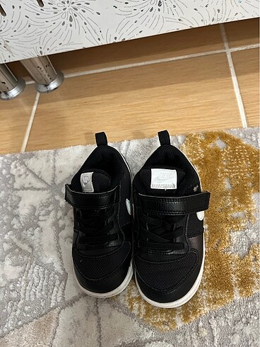 25 Beden Nike ayakkabı