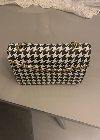 Zincir Detaylı Altın Renk Kadın El Zinciri - Görsel 2