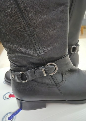 Klasik Siyah Deri Tokalı Dizüstü Bot - Görsel 6