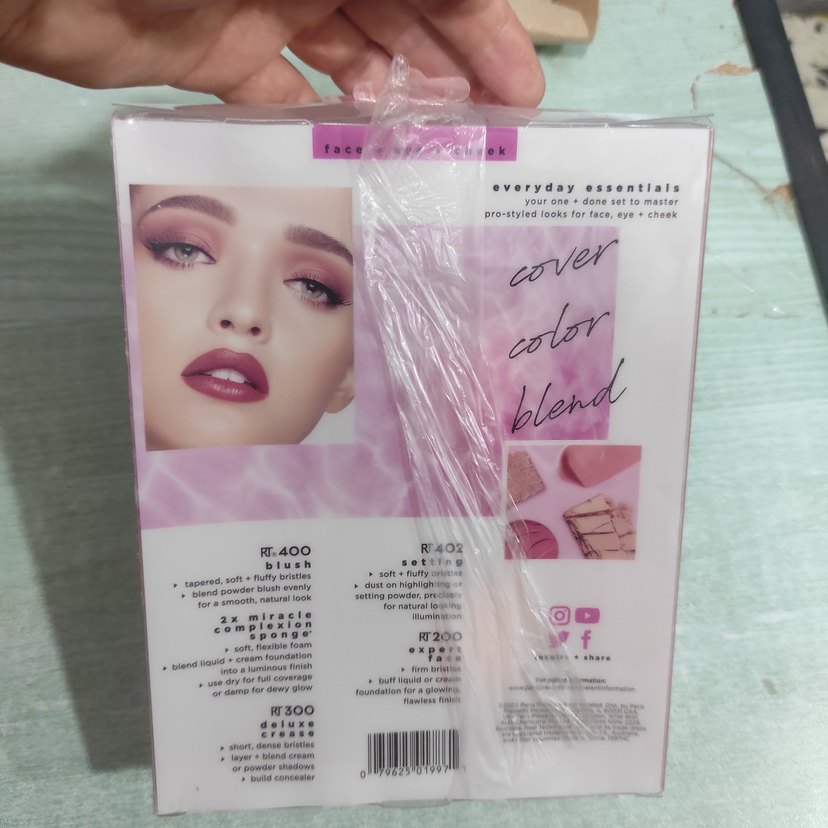 Pastel Pembe Makyaj Fırça Seti + Sünger - Görsel 3