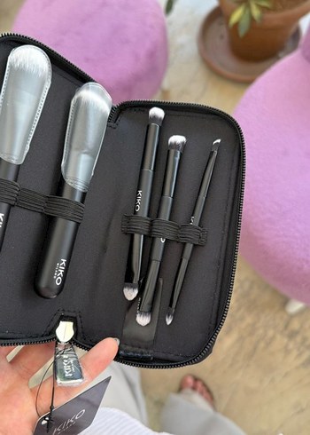 KIKO Siyah Makyaj Fırçası Seti - Görsel 6