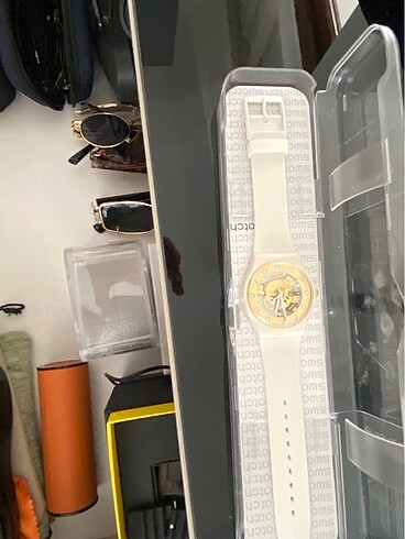  Beden Swatch saat