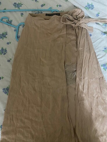 Zara saten etek