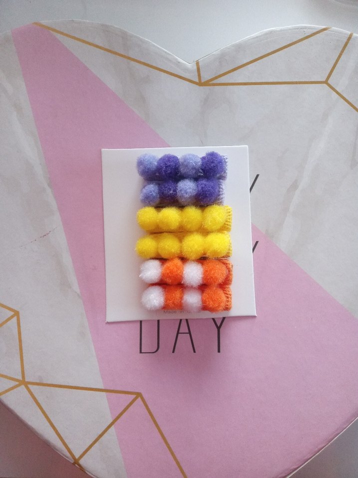 Çok Renkli Ponpon Saç Tokaları - Görsel 3