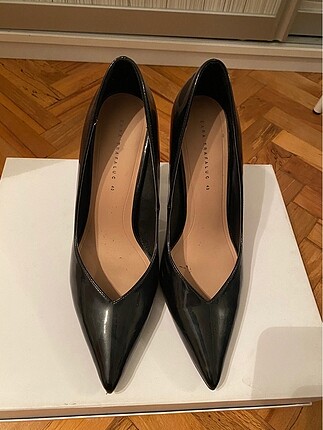 Zara Siyah Topuklu Ayakkabı Zara Stiletto %20 İndirimli - Gardrops