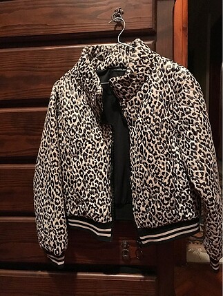 Leopar mont