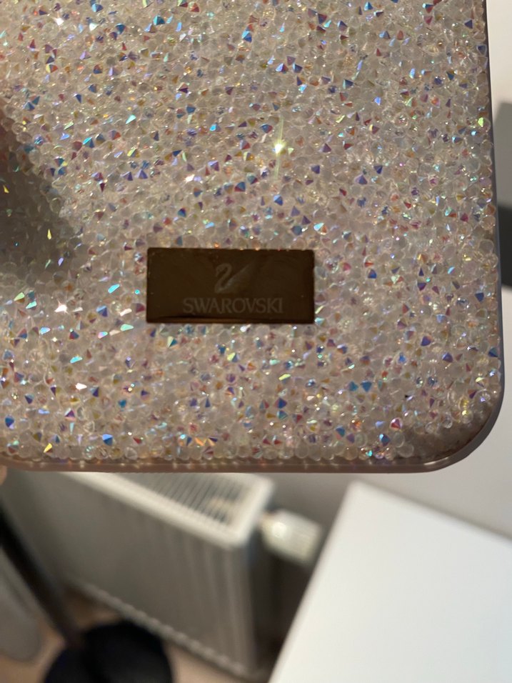 Beyaz Payetli Street Wear iPhone 13 Telefon Kılıfı - Görsel 3