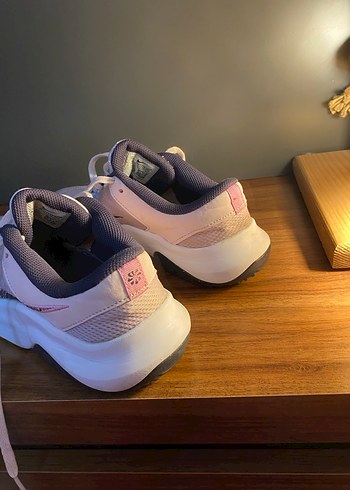 Pembe Bağcıklı Nike Spor Kadın Sneaker - Görsel 4