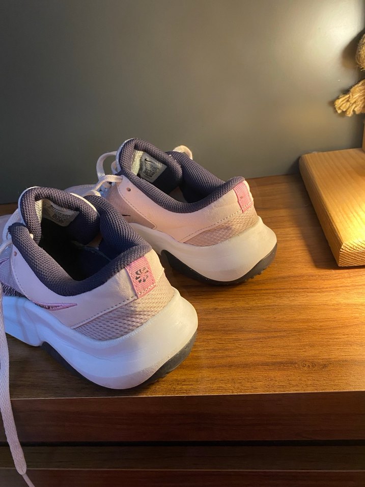 Pembe Bağcıklı Nike Spor Kadın Sneaker - Görsel 4