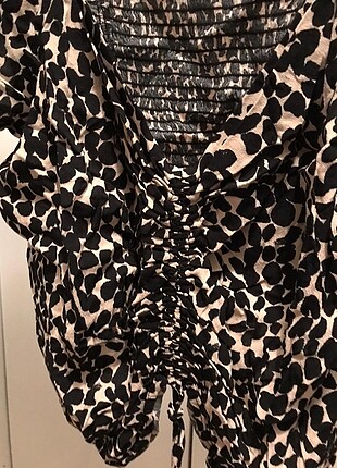 xl Beden Leopar desenli bluz.
