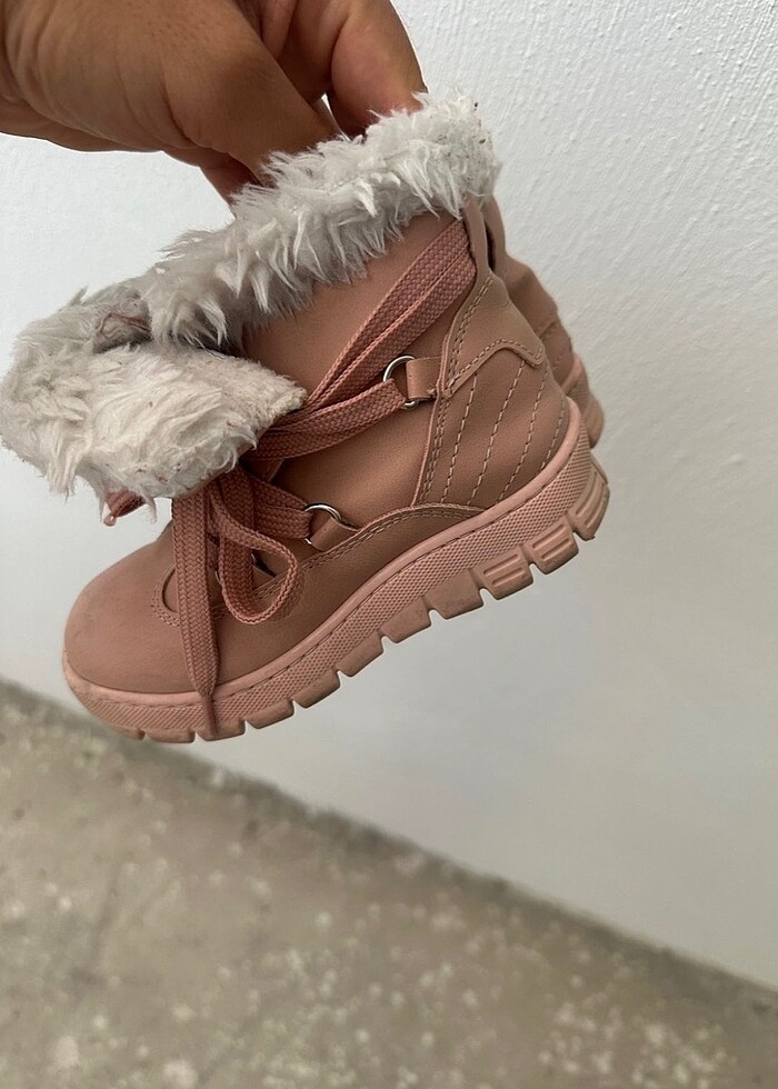 Kız çocuk bot - Görsel 3