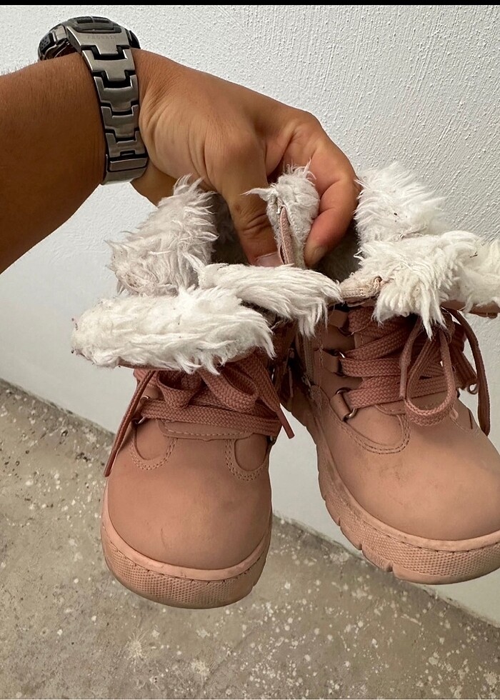 Kız çocuk bot - Görsel 2