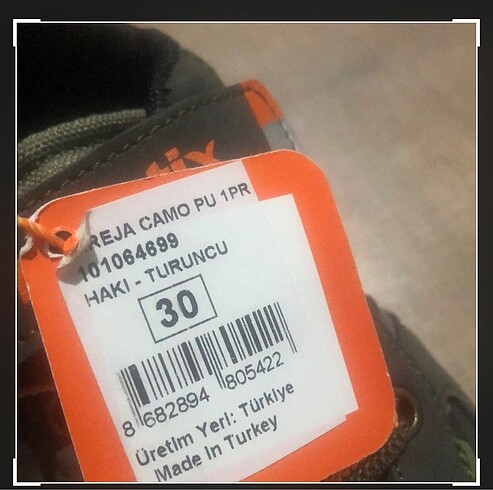 30 Beden Kamfilaj desenli ayakkabı
