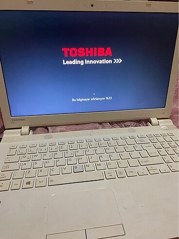 Toshiba laptop bilgisayar