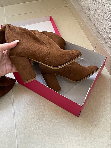Shoe Tek Taba rengi çorap süet çizme