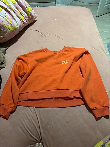 Crop sweatshirt
