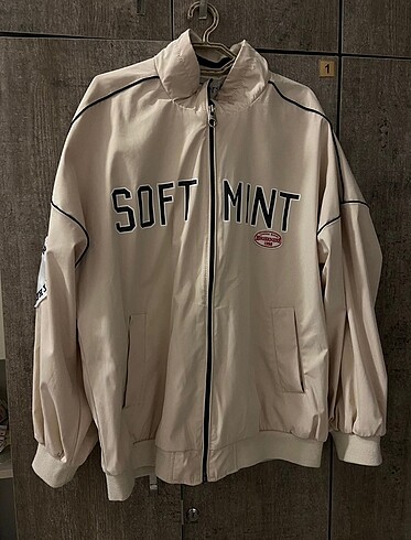BERSHKA BOMBER PARAŞÜT CEKET