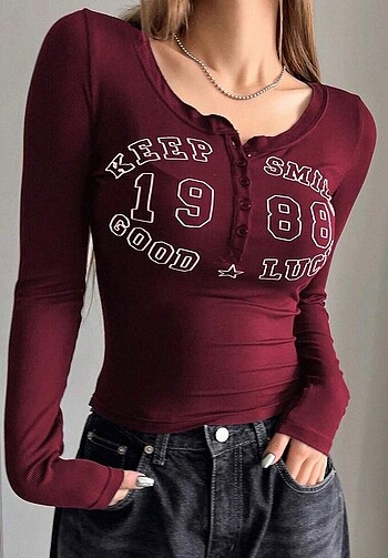 Bordo Yazılı Bluz