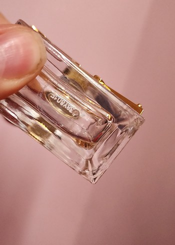 Beden Renk Yves Saint Laurent Libre Flowers & Flames by Yves Saint Laurent