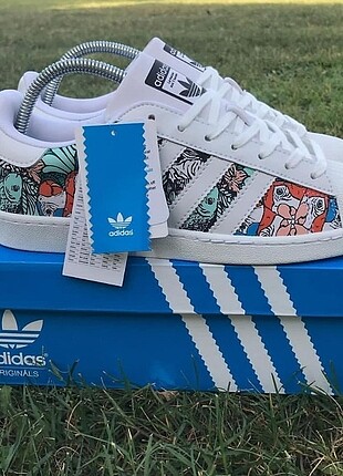 Superstar