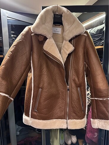 s Beden Stradivarius mont