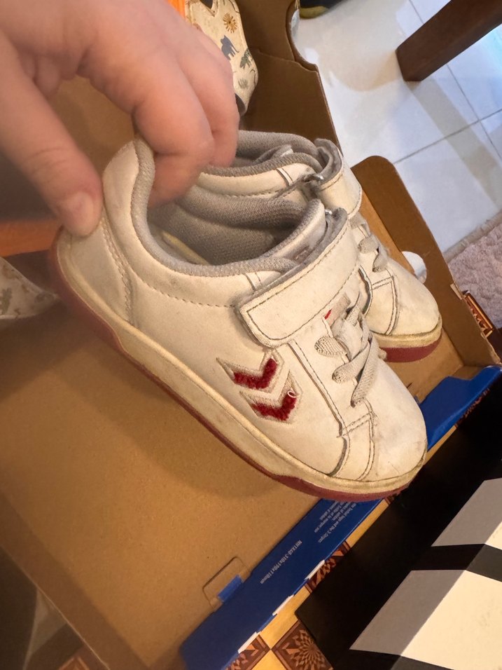 Beyaz unisex Çocuk Spor Ayakkabı - Görsel 2