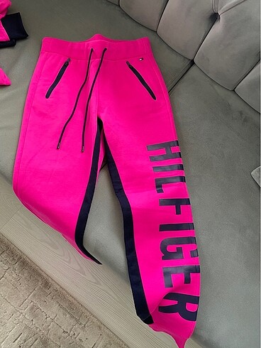 xs Beden Tommy Hilfiger Eşofman Takımı