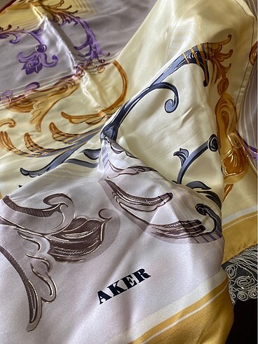 Aker Aker Eşarp