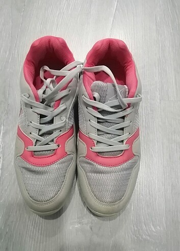 37 Beden pembe Renk Kinetik spor ayakkabı 