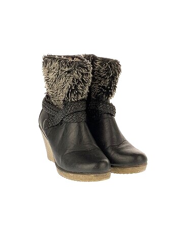Vintage Love PreLoved Bot %70 İndirimli.